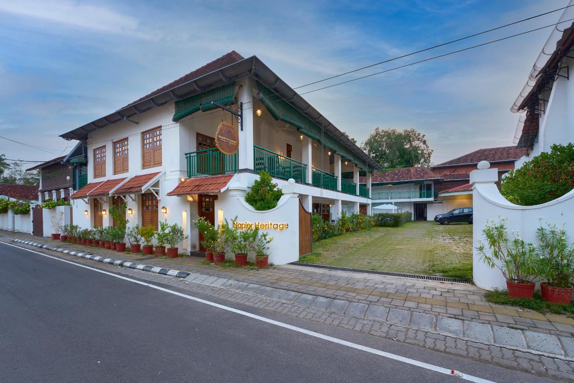Napier Heritage By Velvet Hotels Kochi Exterior foto